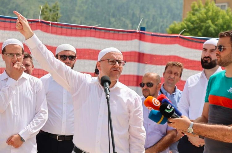 U Mostaru nastavljeni protesti protiv izgradnje zgrade HNK, muftija Dedović poručio: Nećemo odustati od izgradnje islamskog kulturnog centra!
