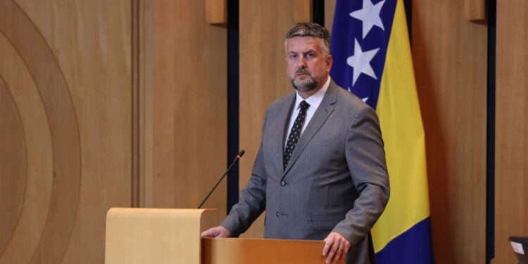 Vuković: Vrijeme je da struktura SNSD-a siđe s institucija Republike Srpske i BiH