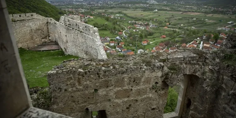 Sokolački grad – srednjovjekovna tvrđava i tihi svjedok burne prošlosti