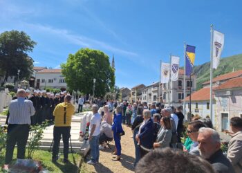 Delegacija Vlade HNK prisustvovala obilježavanju 9. maja – Dana pobjede nad fašizmom i Dana Zlatnih ljiljana u Mostaru