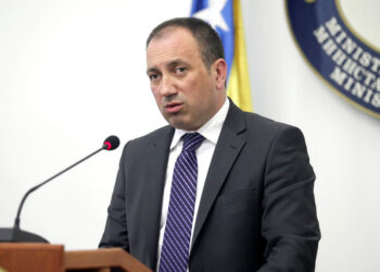 Crnadak kritikuje opoziciju: Podrška vetu Željke Cvijanović je greška, a onda se čudimo što kažu da smo svi isti