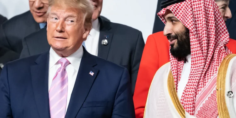 Trump najavio ukidanje sankcija Siriji, osigurao investicijski dogovor sa Saudijskom Arabijom vrijedan 600 milijardi dolara