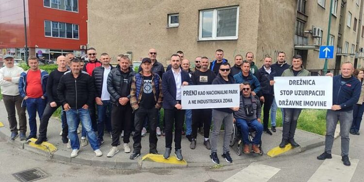 Građani Drežnice u protestnoj šetnji do OHR-a: Zaustavite izgradnju solarne elektrane na Prenju