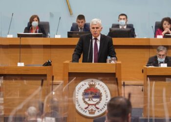 Politički savez bez izlaza: Kako HDZ održava SNSD u vlasti, a Trojka gubi kompas