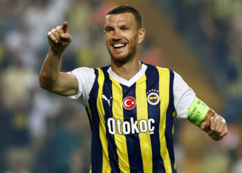 Edin Džeko se oprostio od Fenerbahčea: “Nikad se nije lako rastati”