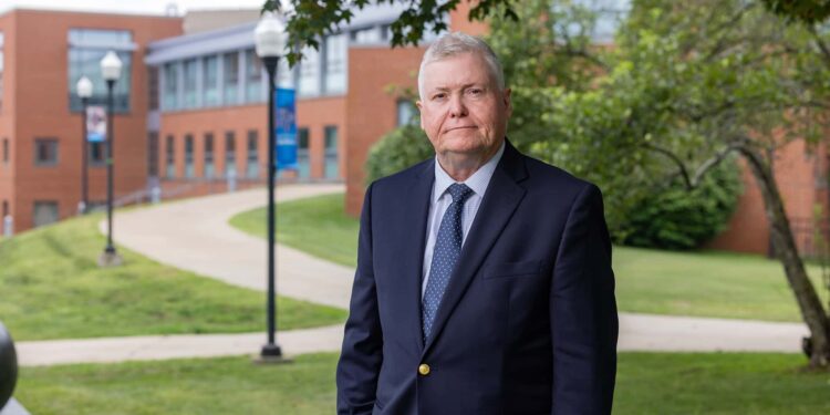 Profesor Pettigrew: Republika Srpska djeluje u stanju de facto secesije, međunarodna zajednica mora hitno reagovati