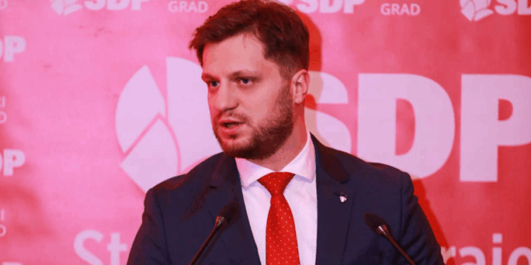 Načelnik (još) bez diplome: Irfanu Čengiću poništen prvi ciklus studija