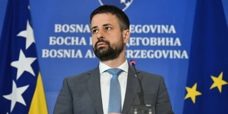 Amidžić se poziva na suverenitet BiH zbog mogućeg Schmidtovog preusmjeravanja novca, ali nije imao problem kada je riječ o dugu Vlade RS-a