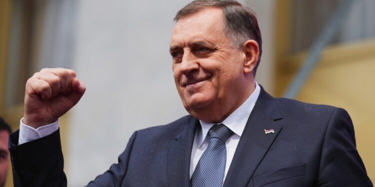 Dodik uplatio novčanu kaznu Sudu BiH iako ga javno ne priznaje