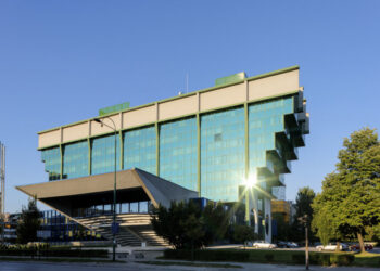 Povećana potrošnja zbog velikih vrućina: Elektroprivreda BiH se oglasila o mogućim nestašicama struje