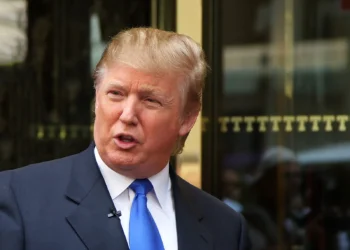 Donald Trump: Obje strane u ratu u Ukrajini će morati ustupiti teritorij