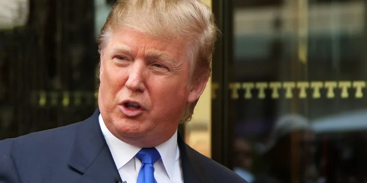 Donald Trump: Obje strane u ratu u Ukrajini će morati ustupiti teritorij