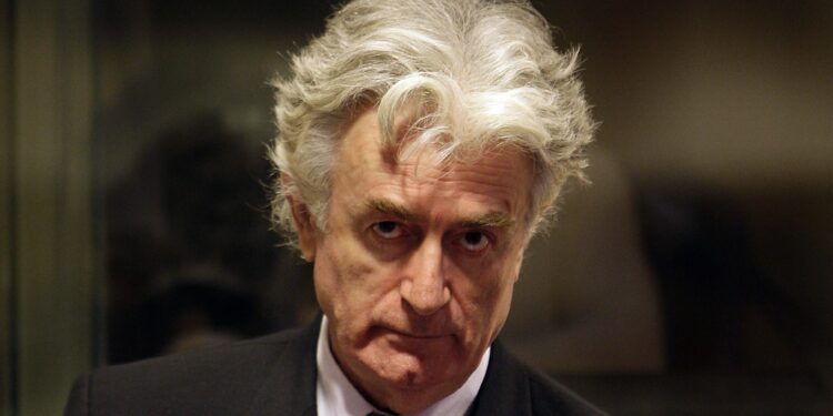 Crna Gora na putu suočavanja s prošlošću: Inicijativa za oduzimanje nagrade ratnom zločincu Radovanu Karadžiću usvojena u Bijelom Polju