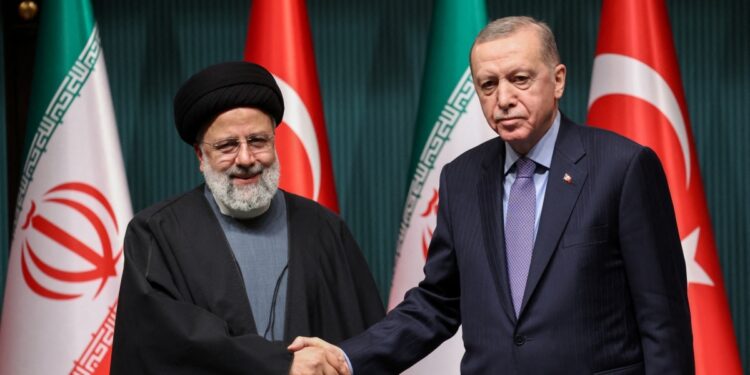 Erdogan: Teheran i dalje čini pogrešne korake koji bi mogli ugroziti naše prijateljstvo