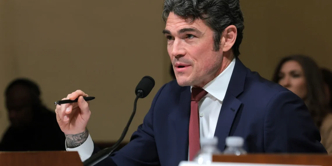 Trumpov saveznik koji je dao ostavku zbog rata u Iranu upozorio građane na “katastrofu” kopnene invazije na Iran