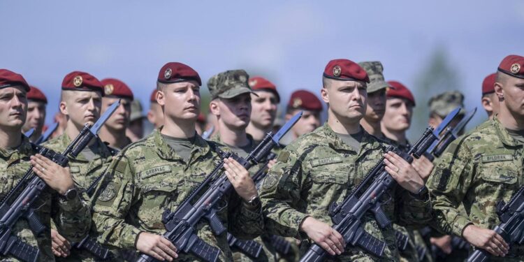 Danas počinje služenje vojnog roka u Hrvatskoj: 800 regruta započinje obuku