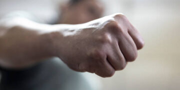 Mostar: Mladić napadnut i brutalno pretučen, maloljetnica sve snimala