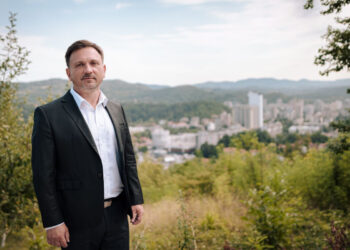 Federalni ministar iz Naše stranke pozvao građane da “racionalnije troše gorivo i hranu”