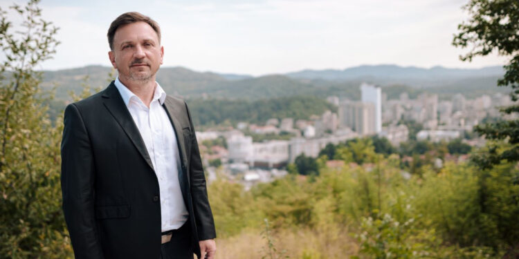 Federalni ministar iz Naše stranke pozvao građane da “racionalnije troše gorivo i hranu”