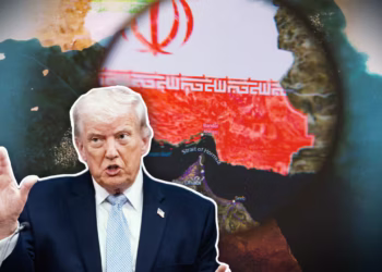 Donald Trump tvrdi: Brodovi s naftom počeli su prolaziti kroz Hormuški moreuz